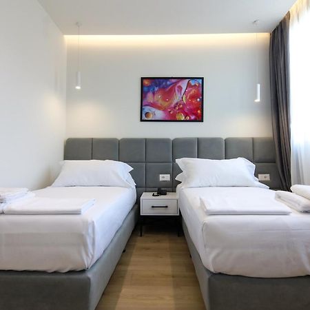 N Hotel City Center By Noshi Tirana Zewnętrze zdjęcie