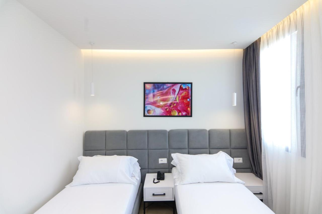 N Hotel City Center By Noshi Tirana Zewnętrze zdjęcie