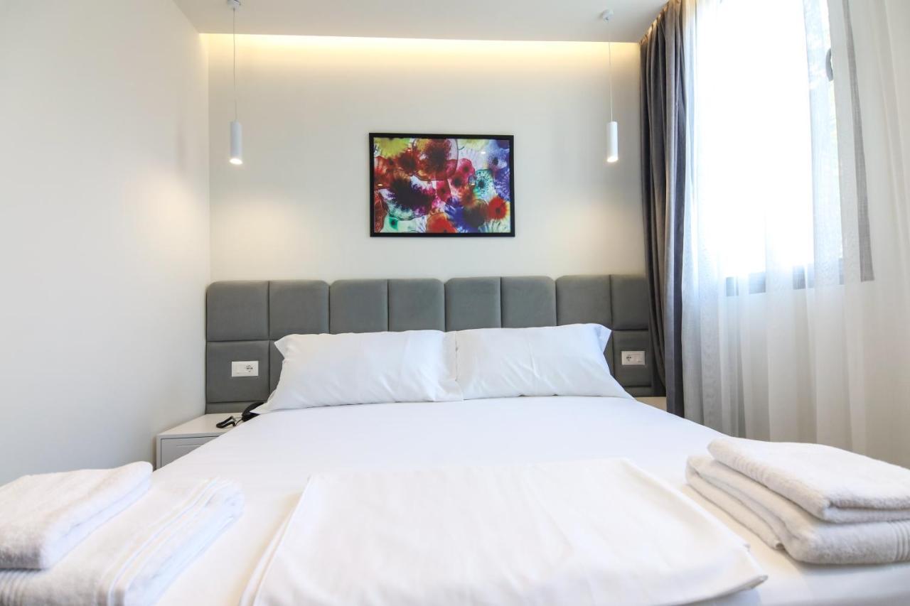N Hotel City Center By Noshi Tirana Zewnętrze zdjęcie