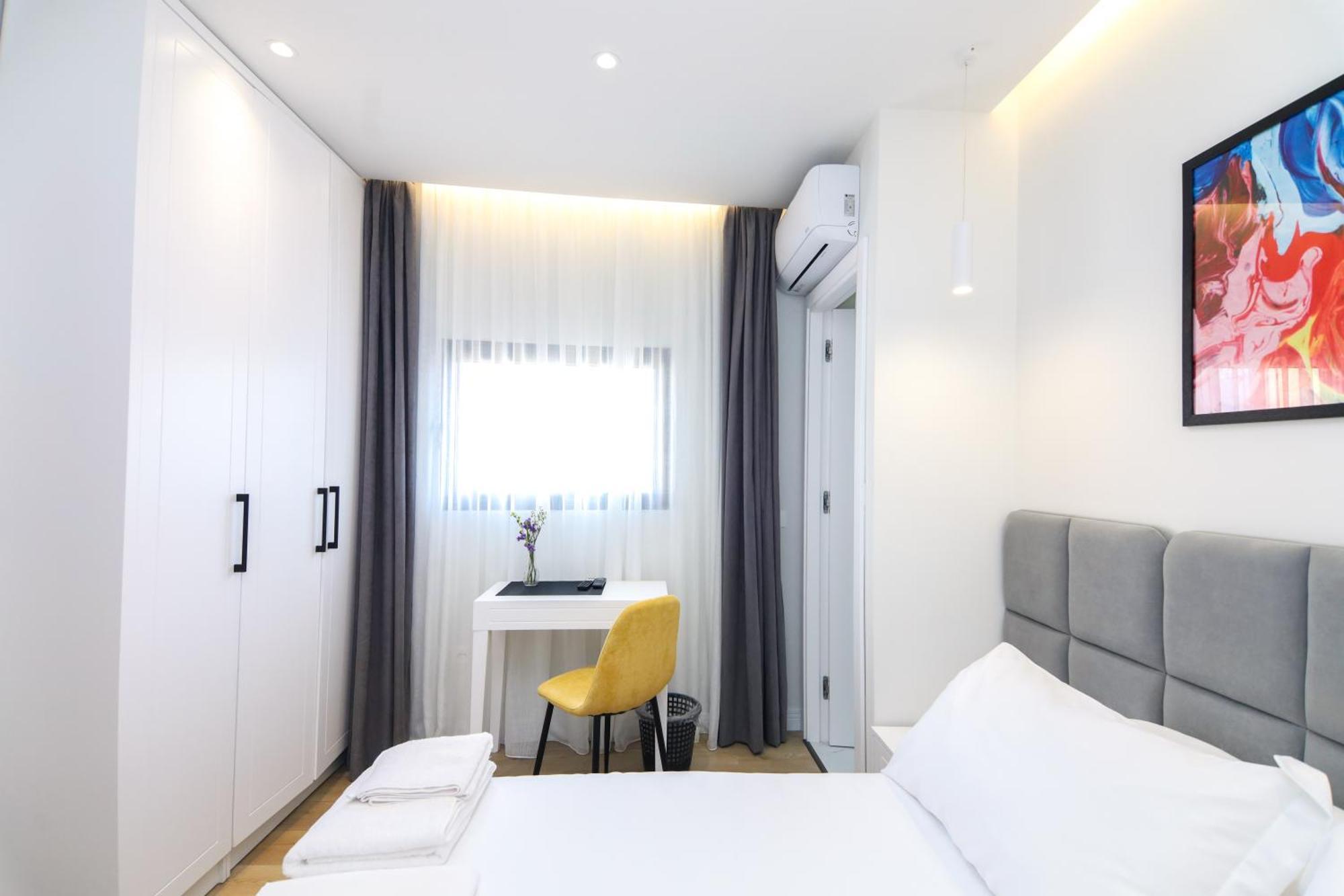 N Hotel City Center By Noshi Tirana Zewnętrze zdjęcie
