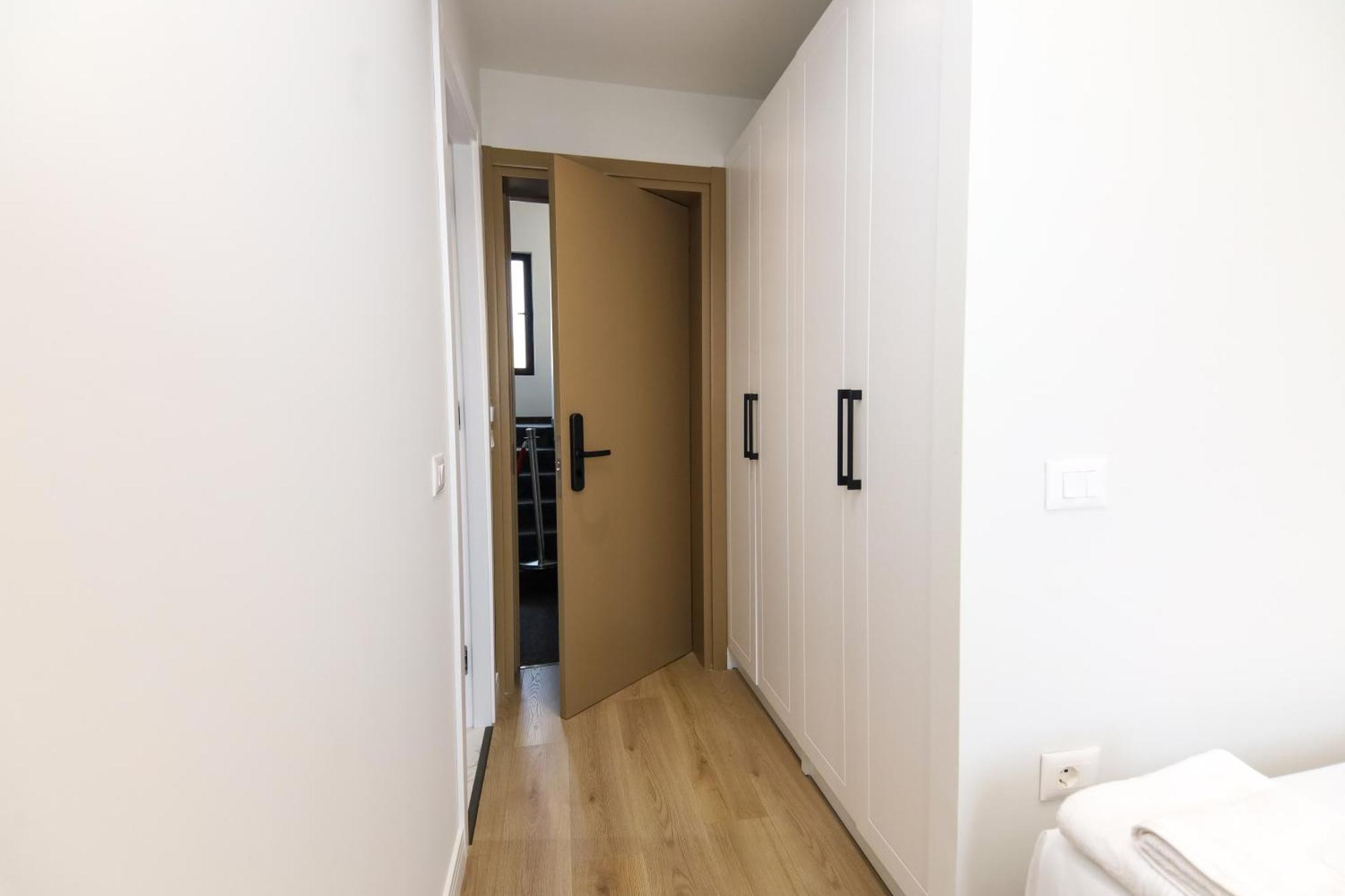 N Hotel City Center By Noshi Tirana Zewnętrze zdjęcie