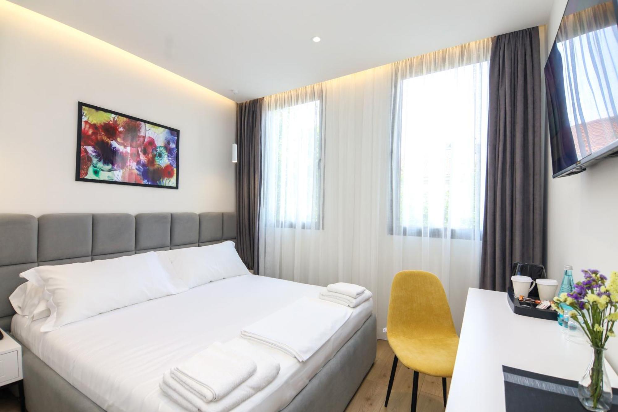 N Hotel City Center By Noshi Tirana Zewnętrze zdjęcie